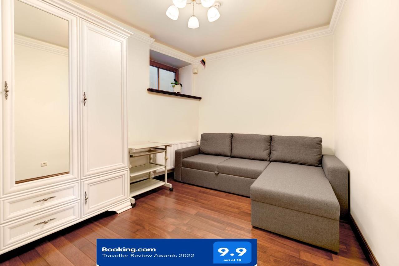 Old Town Gate Apartment